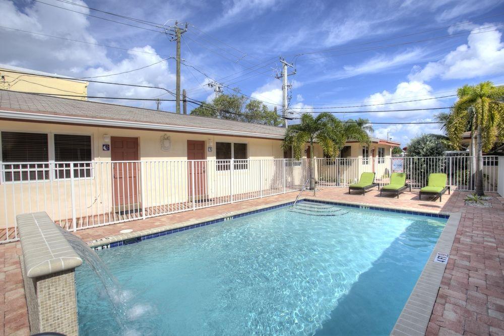 Lauderdale Villas By The Sea Bagian luar foto