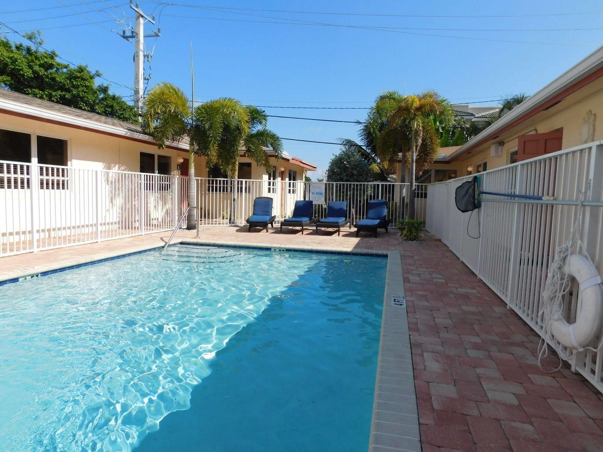 Lauderdale Villas By The Sea Bagian luar foto