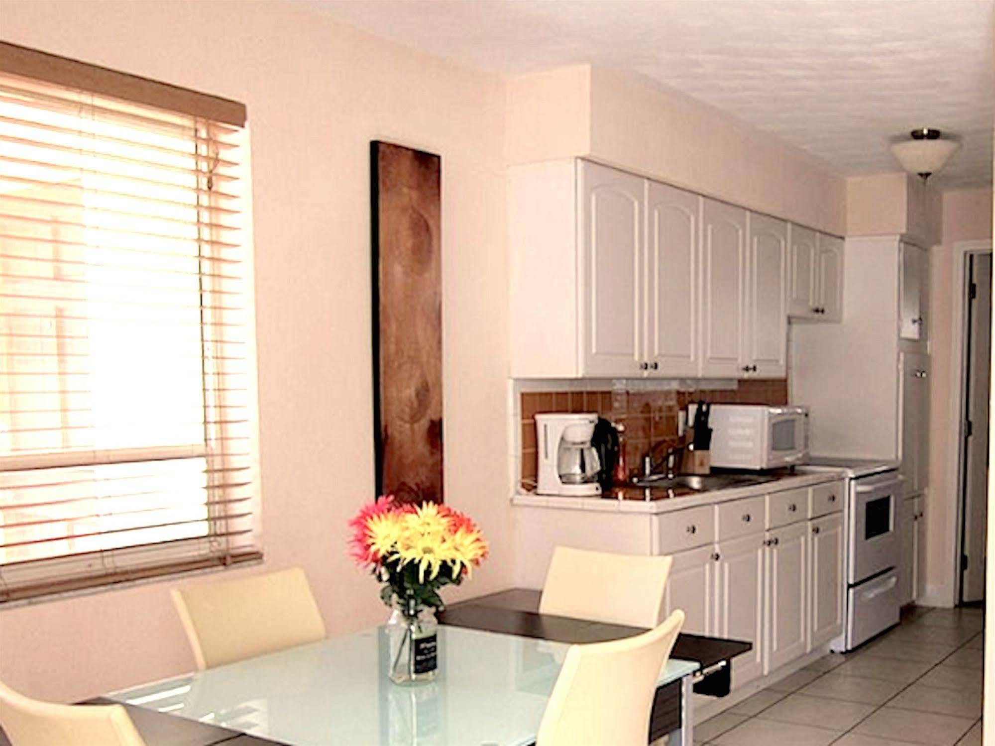 Lauderdale Villas By The Sea Bagian luar foto