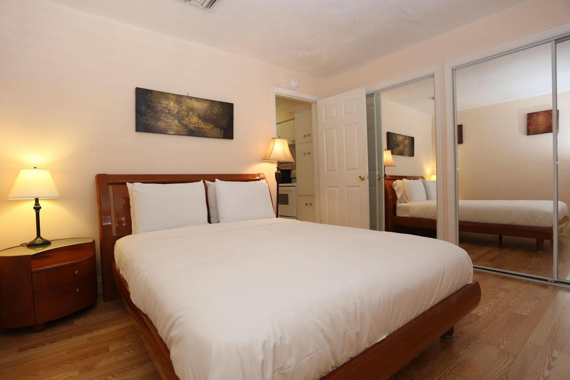 Lauderdale Villas By The Sea Bagian luar foto